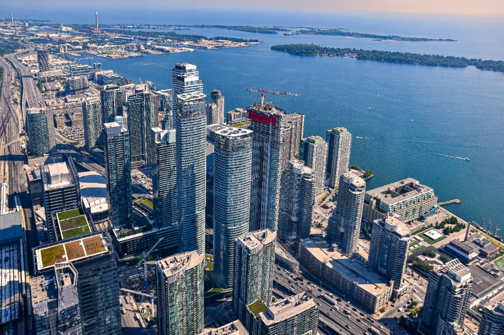 Fast photo delivery service